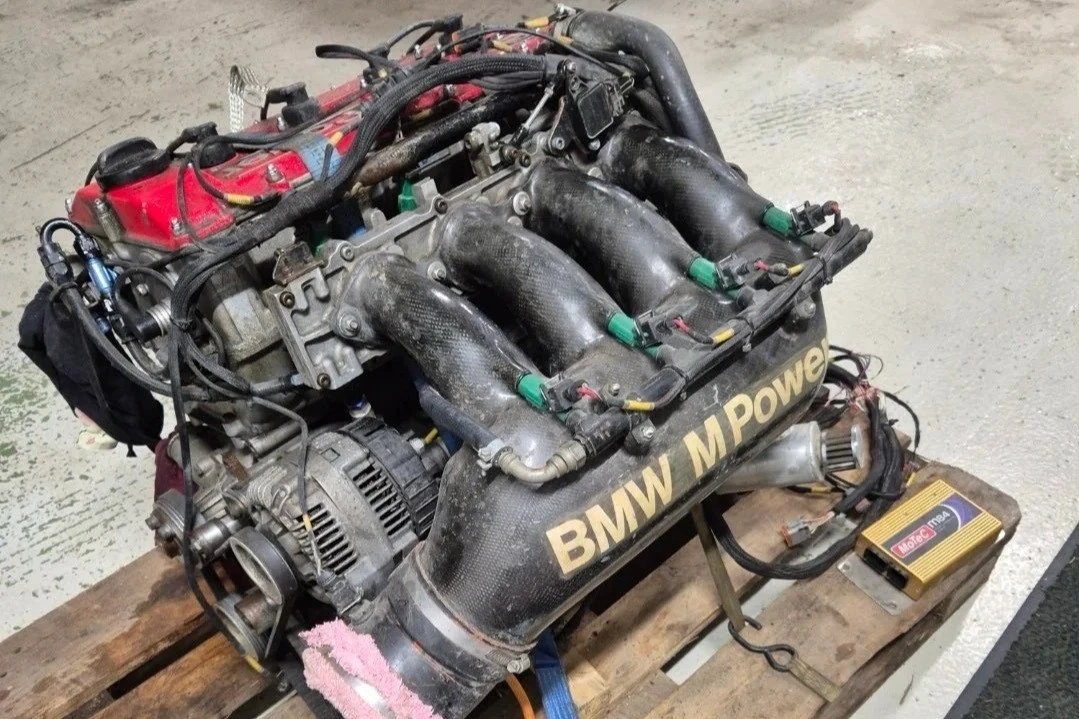 Parts & Memorabilia Engines - Image 2 of 4