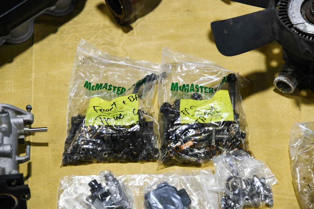 Parts & Memorabilia Engines - Image 13 of 31