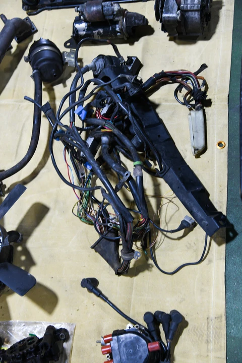 Parts & Memorabilia Engines - Image 16 of 31