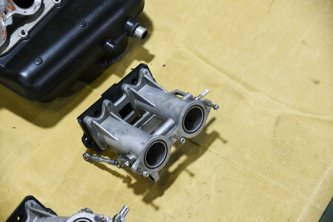 Parts & Memorabilia Engines - Image 31 of 31