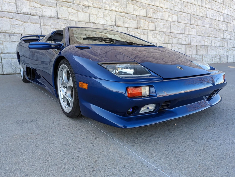 Lamborghini Diablo VT - Image 10 of 31