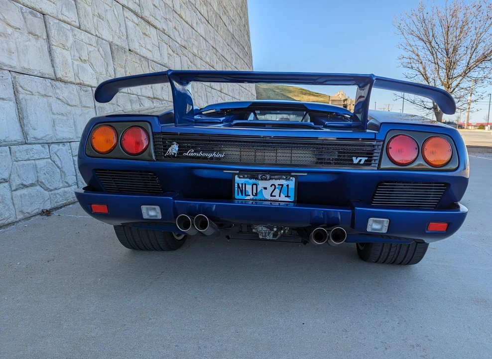 Lamborghini Diablo VT - Image 7 of 31