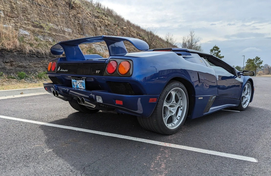 Lamborghini Diablo VT - Image 17 of 31