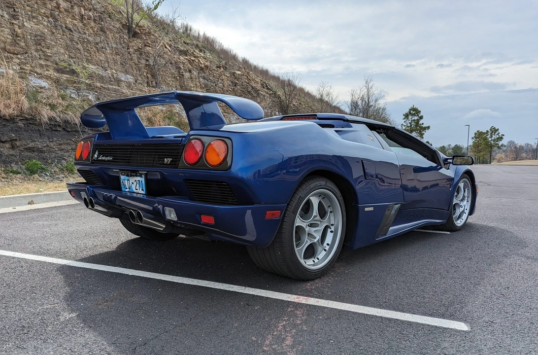 Lamborghini Diablo VT - Image 18 of 31