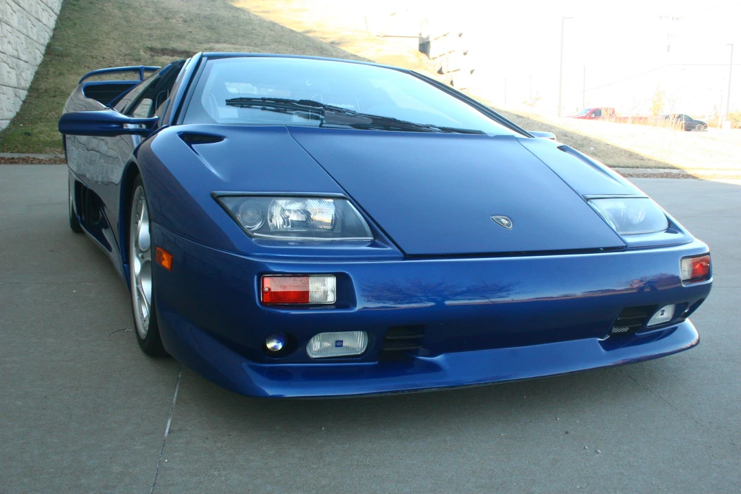 Lamborghini Diablo VT - Image 11 of 31