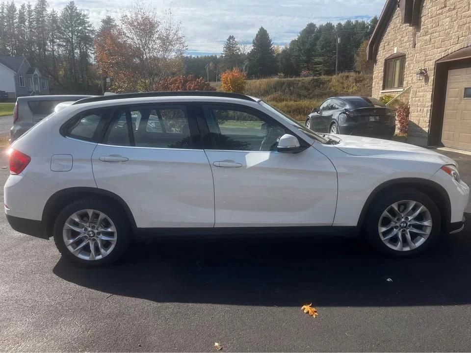 2015 BMW E84 X1 - Image 2 of 10