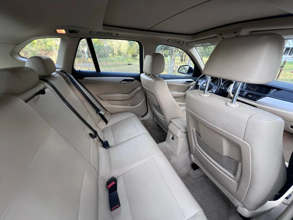 2015 BMW E84 X1 - Image 4 of 9