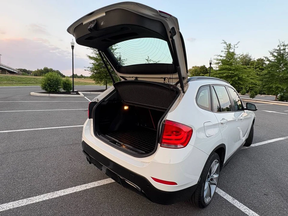 2015 BMW E84 X1 - Image 9 of 14