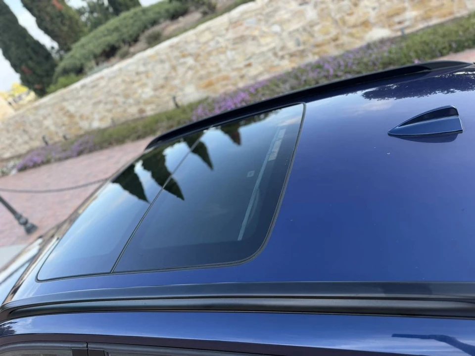 2014 BMW E84 X1 - Image 11 of 23