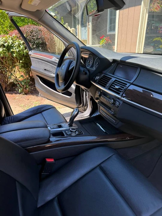 2010 BMW E70 X5 - Image 11 of 20