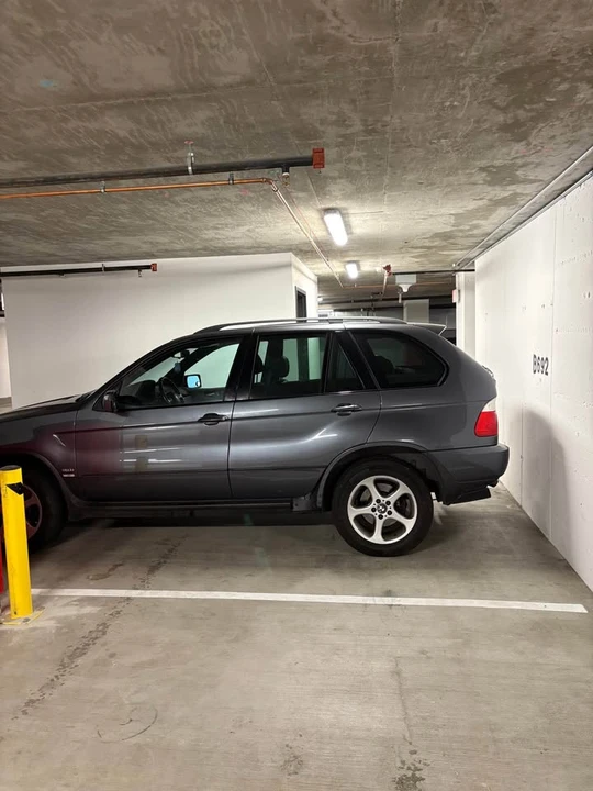 2003 BMW E53 X5 - Image 2 of 3