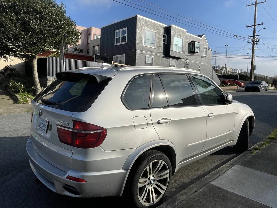 2011 BMW E70 X5 - Image 3 of 10