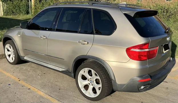 2007 BMW X5 4.8i