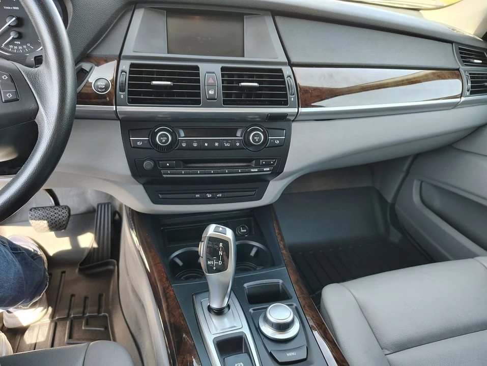 2009 BMW E70 X5 - Image 10 of 24