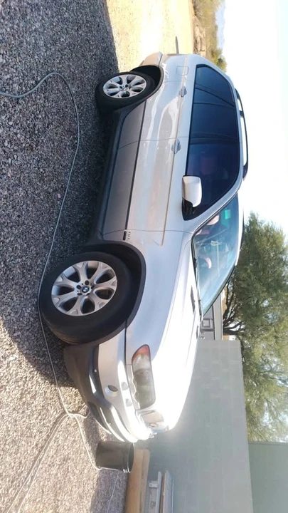 BMW X5 - Image 2 of 10