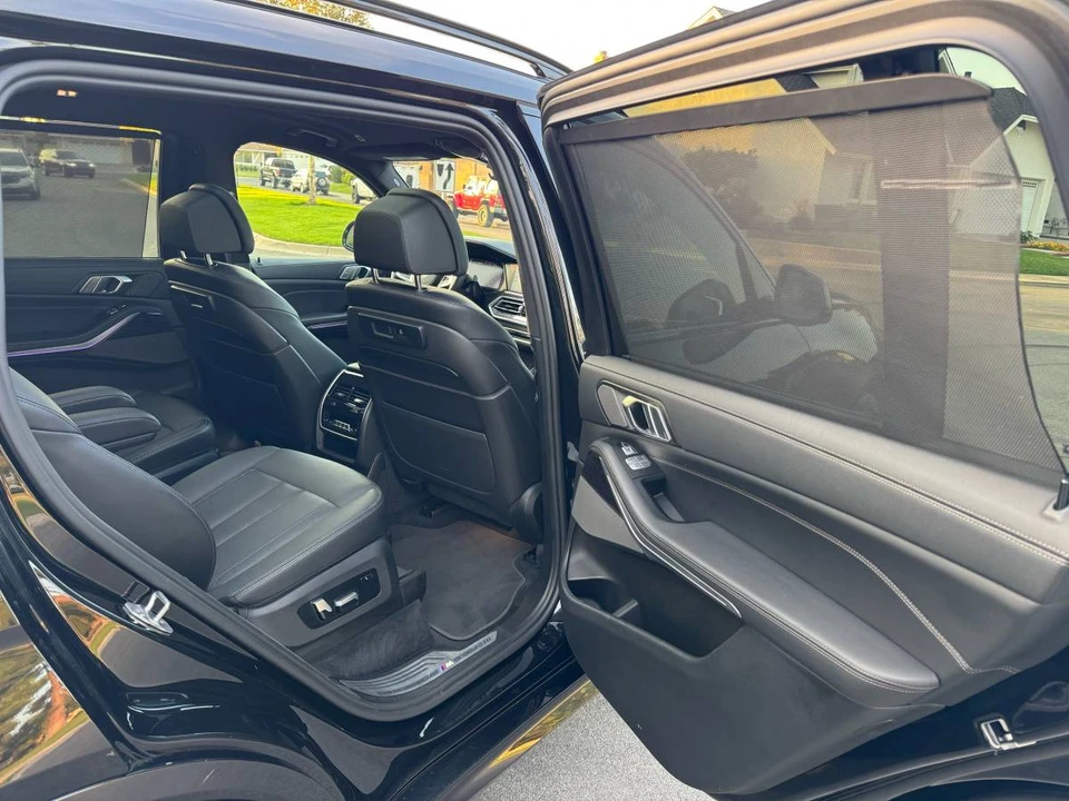 2022 BMW X7 - Image 13 of 21