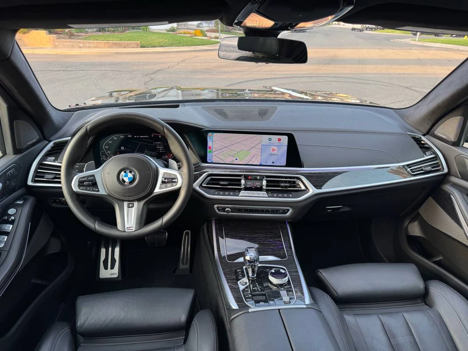 2022 BMW X7 - Image 18 of 21