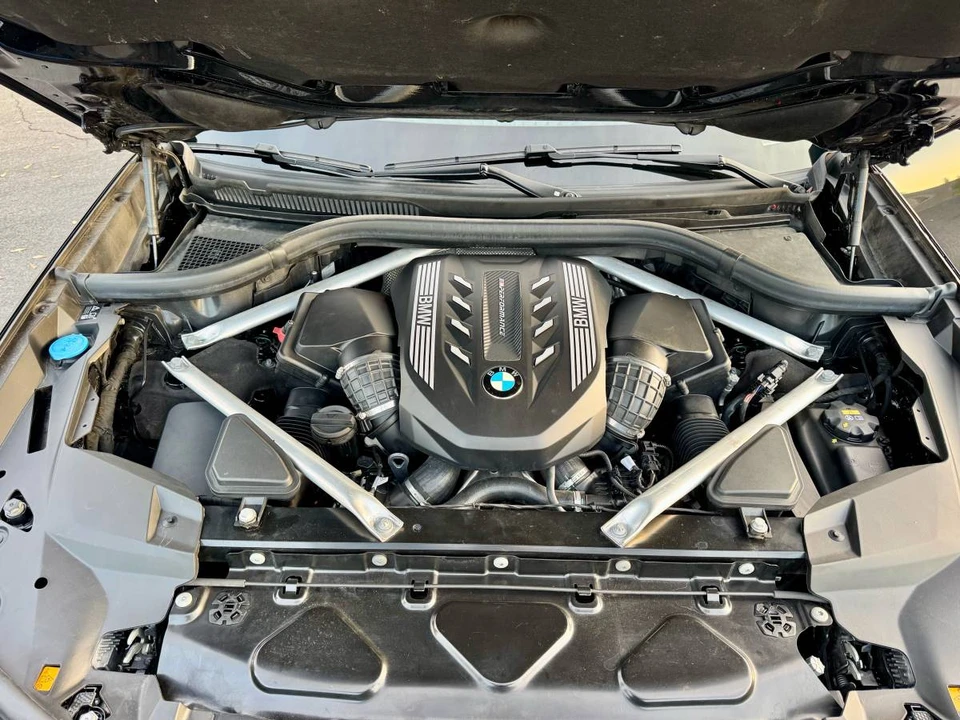 2022 BMW X7 - Image 21 of 21