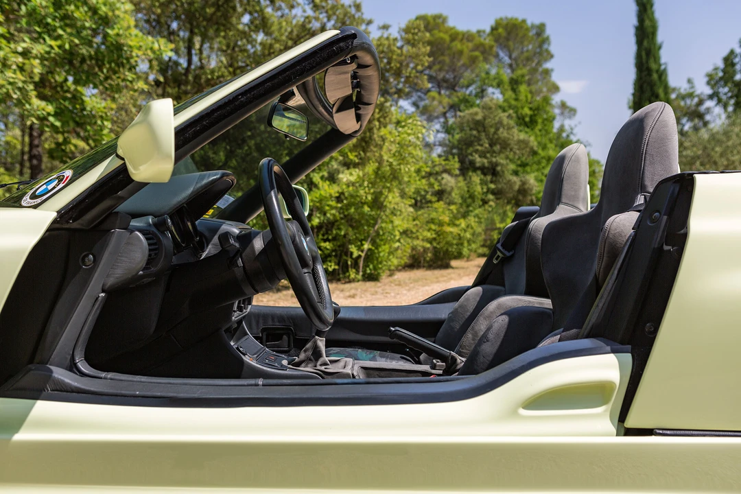 BMW Z1 - Image 14 of 31