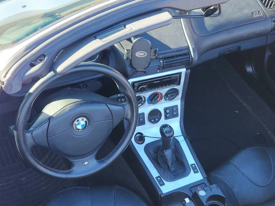 2002 BMW Z3 Roadster - Image 6 of 10
