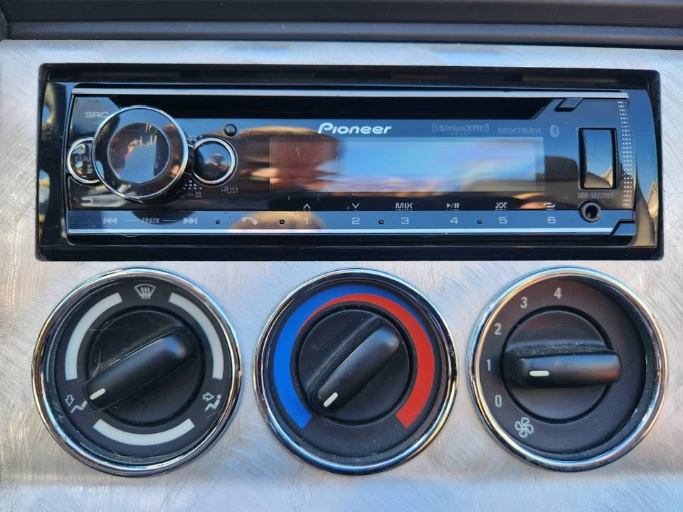 2002 BMW Z3 Roadster - Image 7 of 10