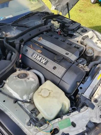 2000 BMW Z3 Roadster - Image 2 of 12