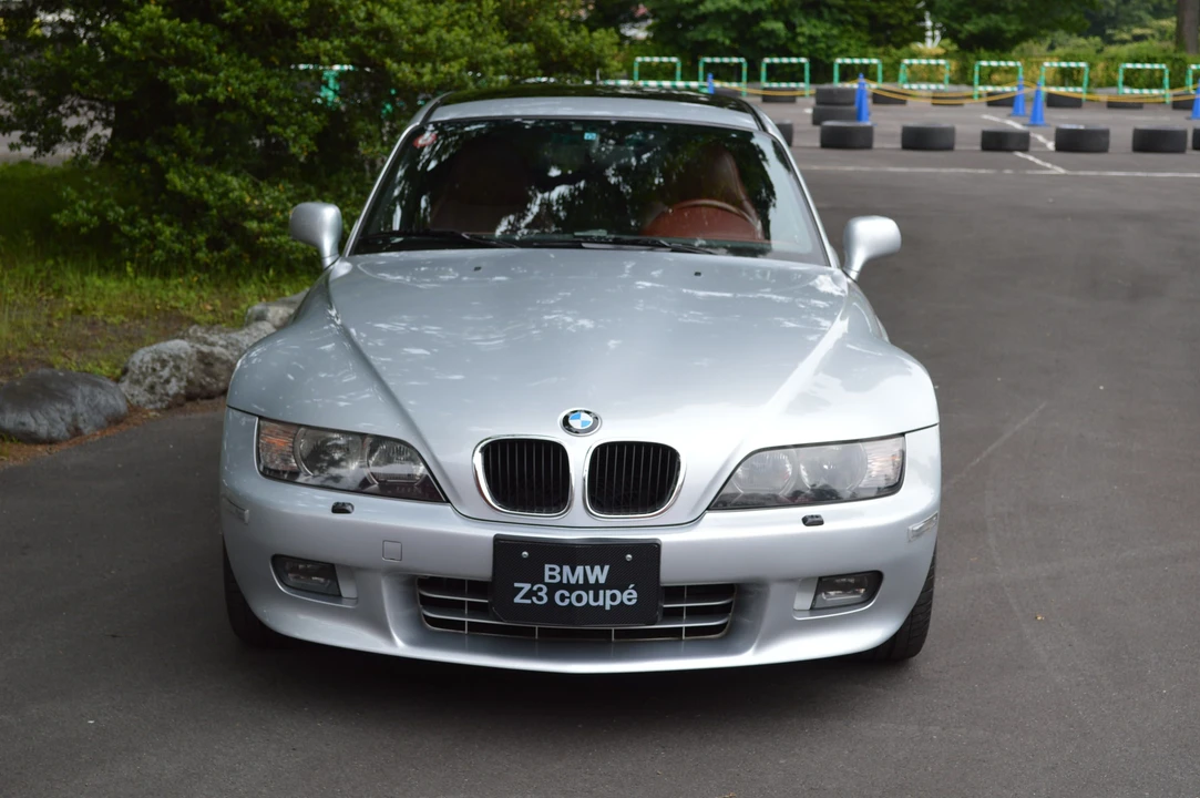 BMW Z3 Coupe - Image 9 of 19