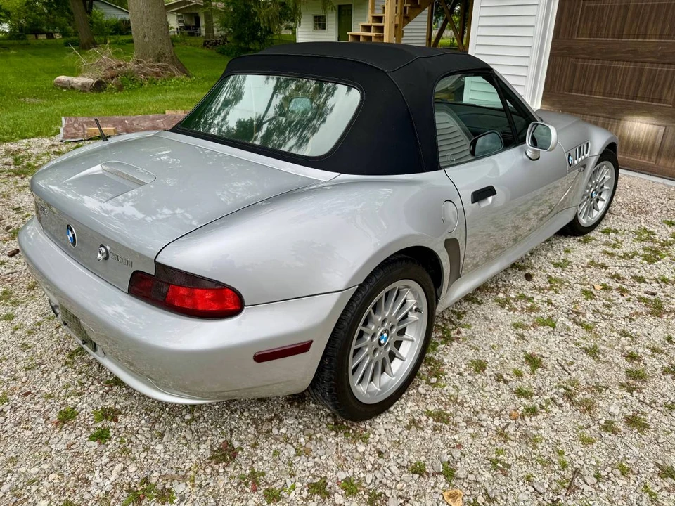 2001 BMW Z3 Roadster - Image 11 of 23