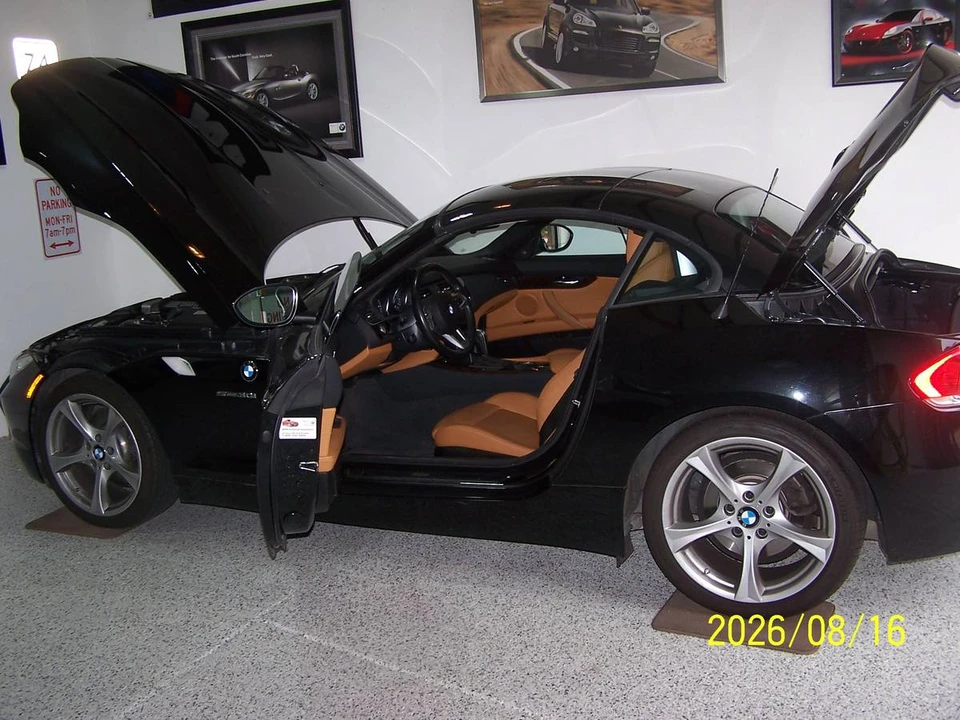 2011 BMW E89 Z4 Roadster - Image 2 of 11