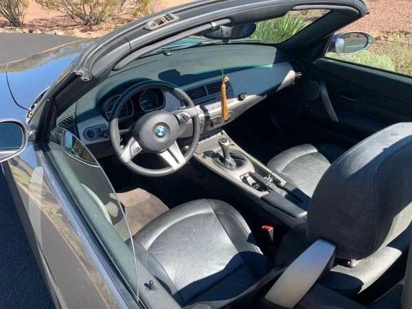 BMW Z4 - Image 3 of 6