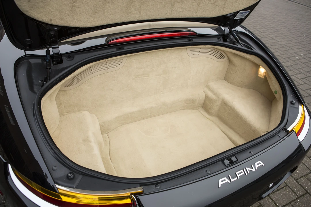 BMW Z8 - Image 26 of 31