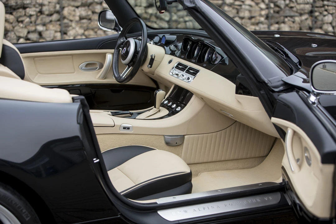 BMW Z8 - Image 7 of 31