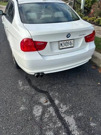 2010 BMW E90 3 Series Sedan - Image 3 of 8