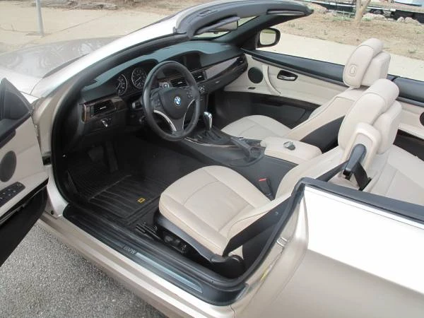 2012 BMW E93 3 Series Convertible - Image 13 of 17
