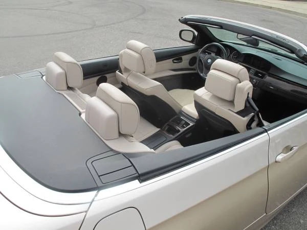 2012 BMW E93 3 Series Convertible - Image 11 of 17