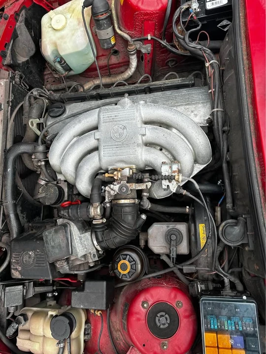 BMW E30 3 Series - Image 9 of 10