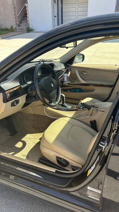 2011 BMW E90 3 Series Sedan - Image 5 of 9