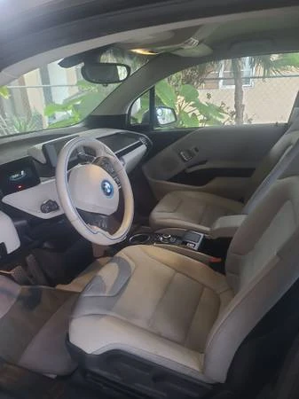 2014 BMW i3 - Image 11 of 15