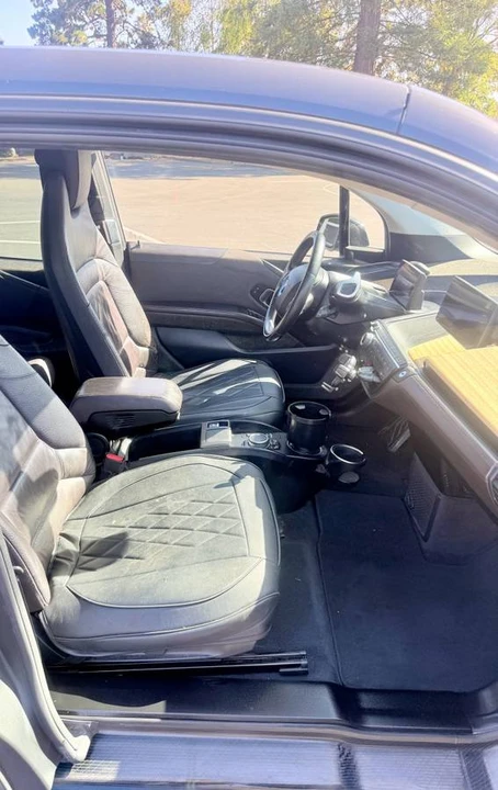2015 BMW i3 - Image 13 of 14