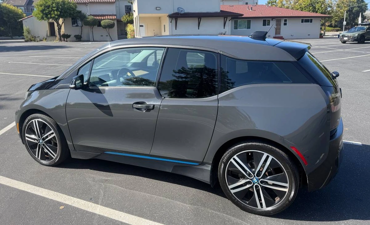 2015 BMW i3 - Image 6 of 14