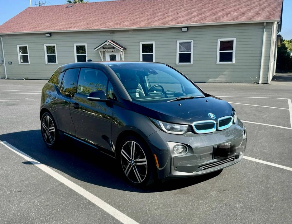 2015 BMW i3 - Image 2 of 14