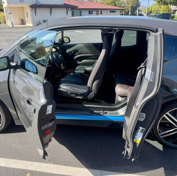 2015 BMW i3 - Image 12 of 14