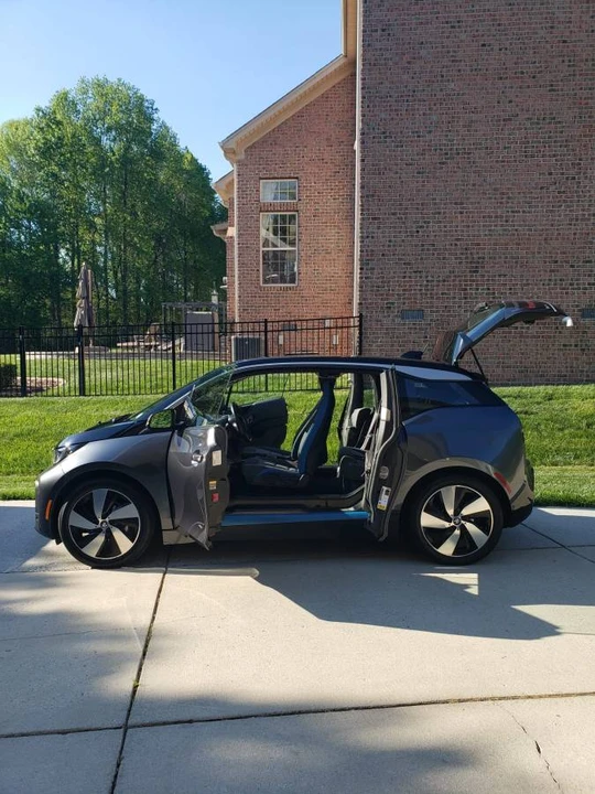2019 BMW i3 - Image 2 of 11
