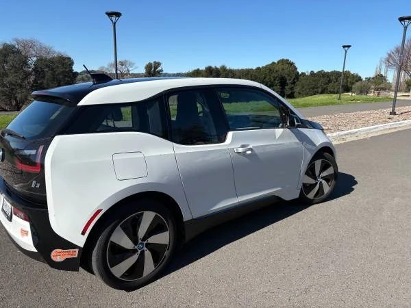2017 BMW i3 - Image 2 of 14