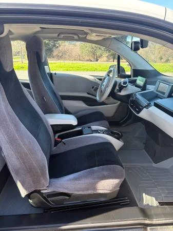 2017 BMW i3 - Image 7 of 14
