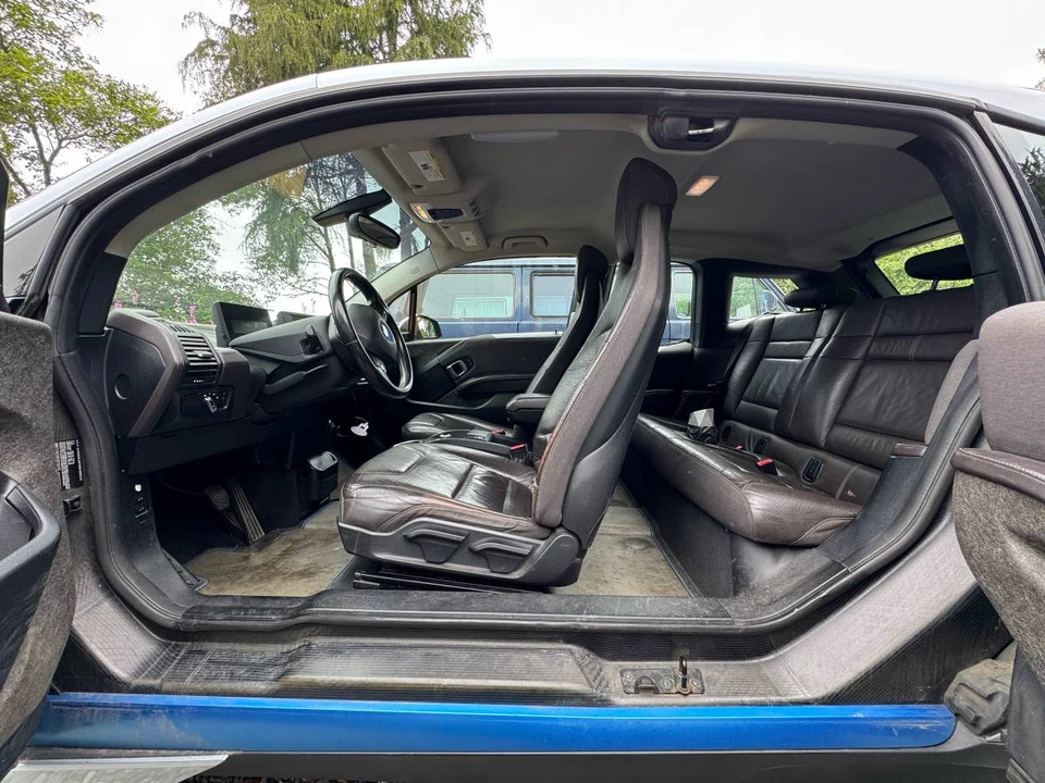 2014 BMW i3 - Image 5 of 6