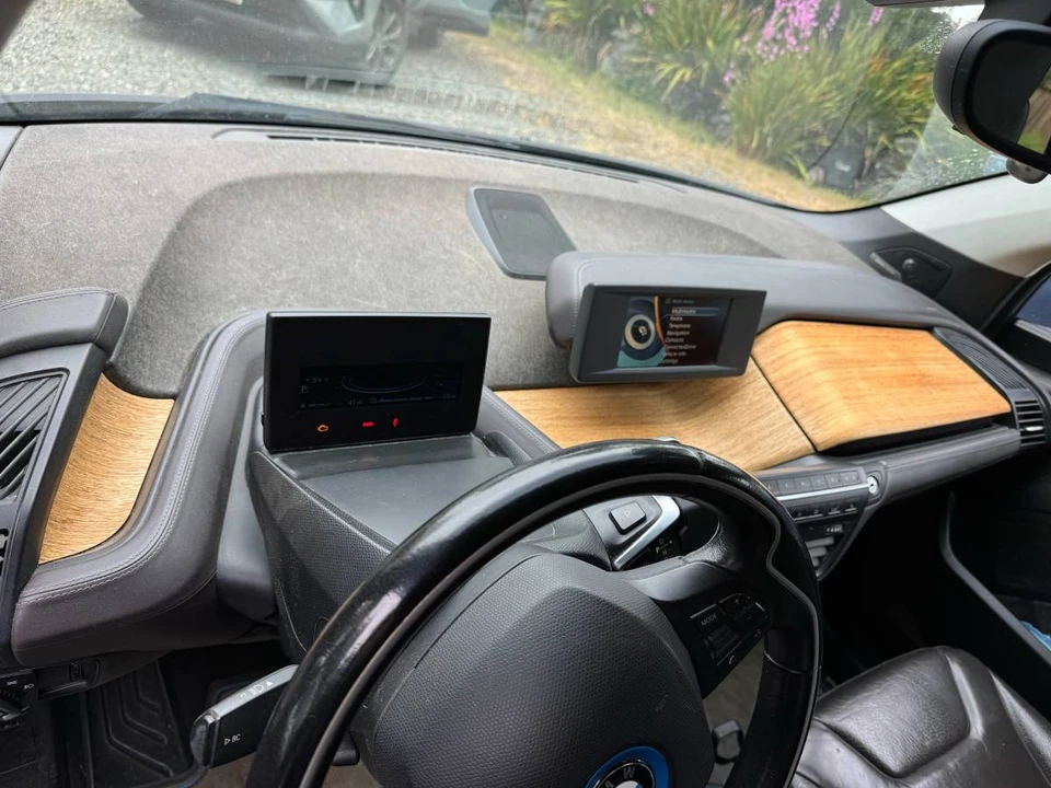 2014 BMW i3 - Image 6 of 6