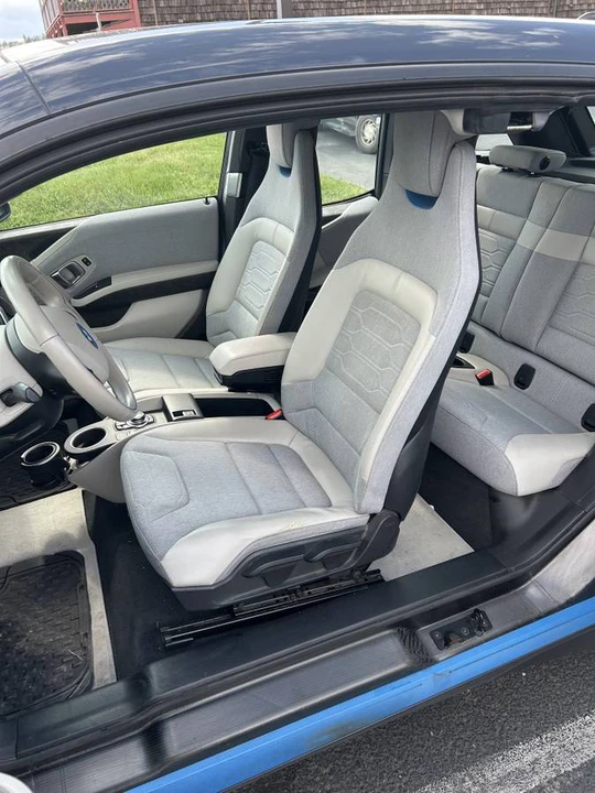 2015 BMW i3 - Image 11 of 11