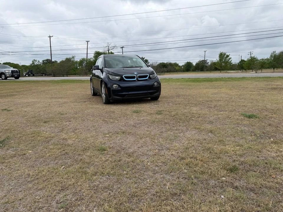 2014 BMW i3 - Image 2 of 24