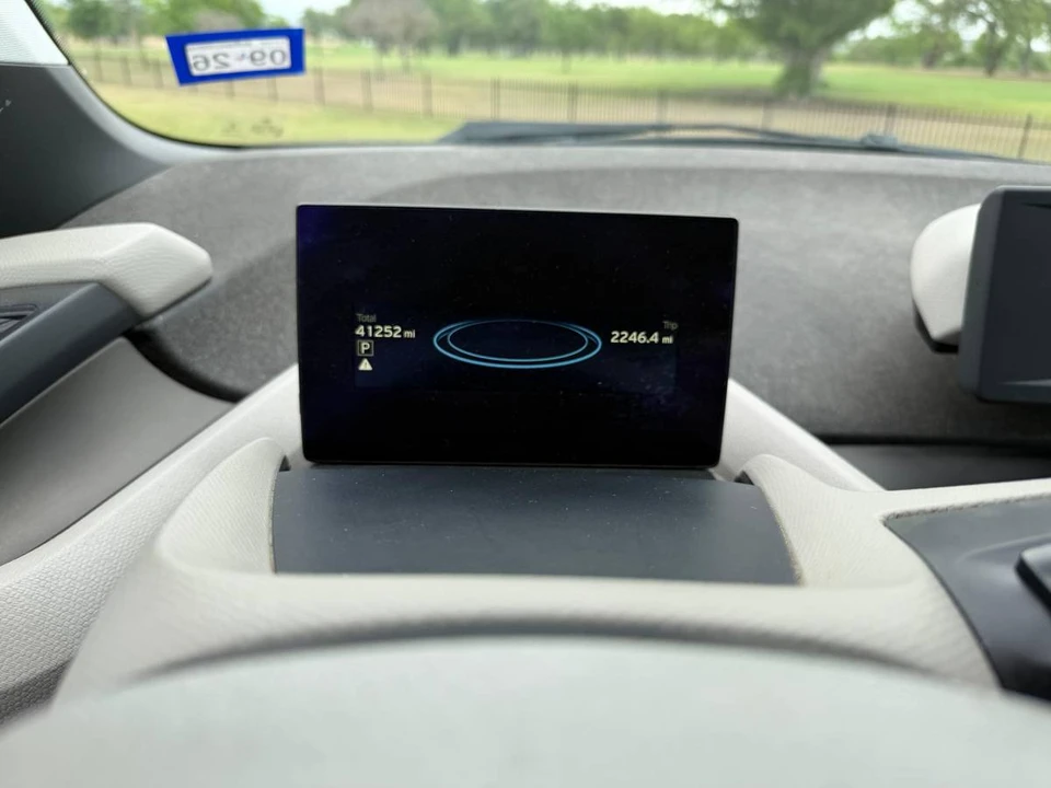 2014 BMW i3 - Image 22 of 24